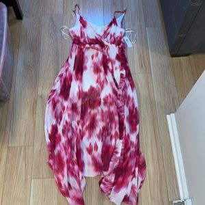 NWT Premier Amour Flowy Pink & White Dress with Waist Tie